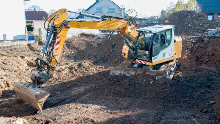 Vous pensez que le terrassement est toujours long et coûteux ? JD Dusonchet à Genève réalise des terrassements rapides et maîtrisés, évitant les imprévus et les dépassements de budget.